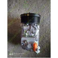 Компресор кондиціонера DCP17125 шків 130мм Denso (Made in Japan)