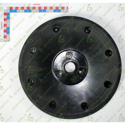 Кришка колеса опорного плосмасова 3 отвори 7073-3/10200199
